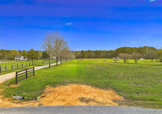 1st image of 1232 Ridge Trl, Prattville, AL 36066 | MLS# 584413