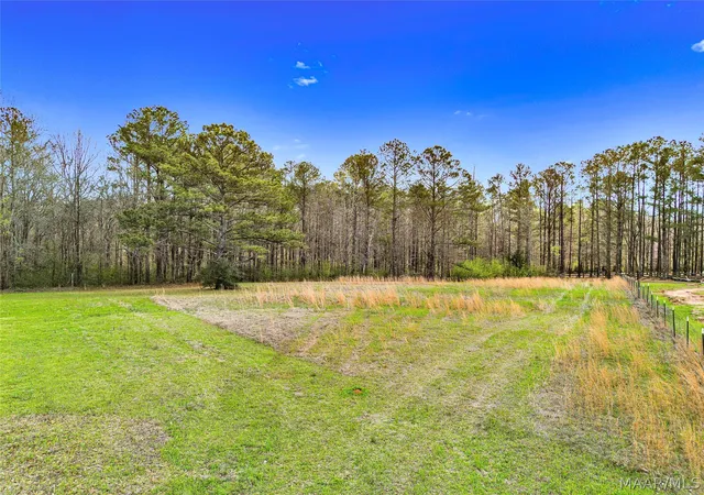2nd image of 1232 Ridge Trl, Prattville, AL 36066 | MLS# 584413