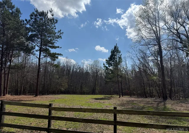 2nd image of 212 Hunter Trl, Pike Road, AL 36064 | MLS# 584443