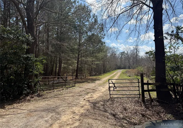 4th image of 212 Hunter Trl, Pike Road, AL 36064 | MLS# 584443