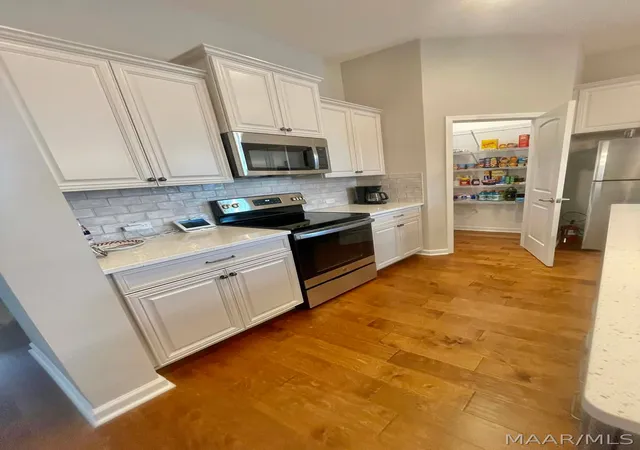 5th image of 9338 Crescent Lodge Cir, Pike Road, AL 36064 | MLS# 584585