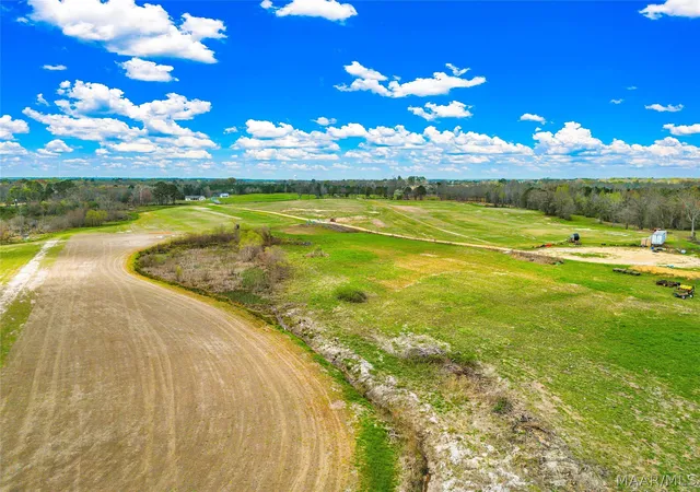 Photo 4 of Land for sale at 950 Baltzer Rd, Wetumpka, AL 36092 | MLS# 584513 | Listing updated on 2026-08-28