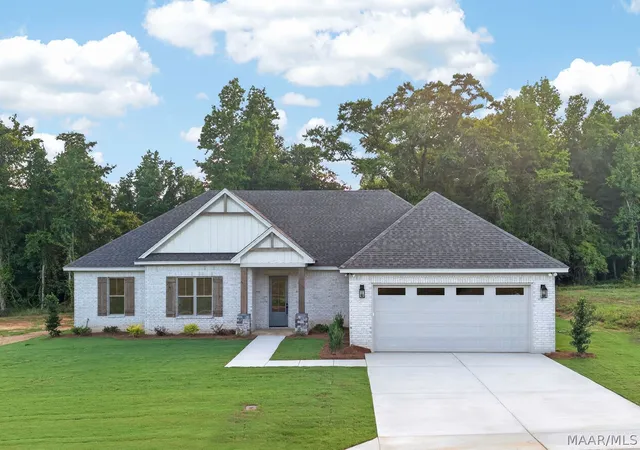 1st image of 106 Della Dr, Wetumpka, AL 36093 | MLS# 584646