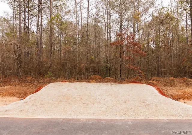 2nd image of 3 Jug Factory Rd, Wetumpka, AL 36093 | MLS# 584744