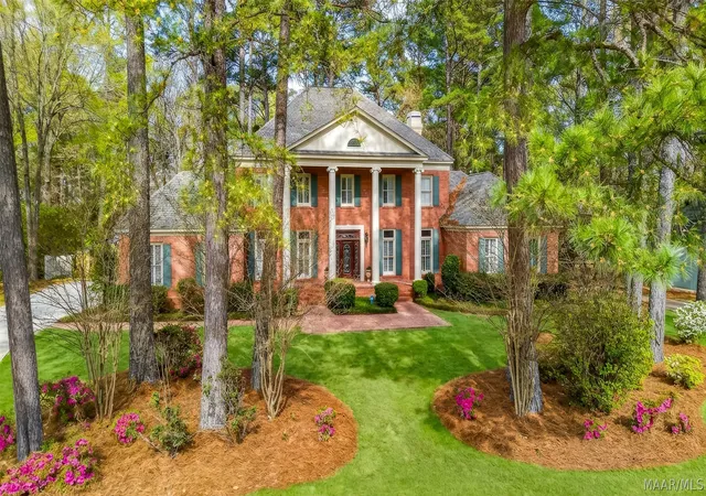 3rd image of 9846 Wynchase Cir, Montgomery, AL 36117 | MLS# 584869