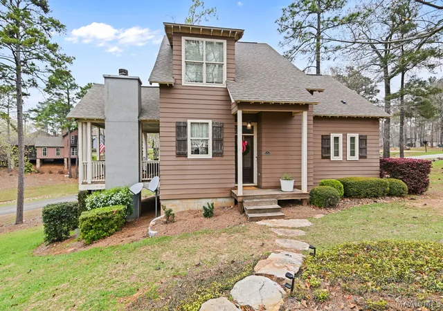 Homes for sale in Dadeville, AL | 44 Loft Cir, Dadeville, AL 36853 | MLS# 584907