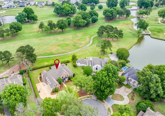 Photo 2 of Mansion for sale at 8024 Westchester Pl, Montgomery, AL 36117 | MLS# 584988 | Listing updated on 2026-09-01