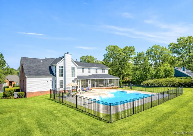 4th image of 2447 Oakwoods Ln, Alexander City, AL 35010 | MLS# 585012