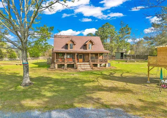Photo 3 of Single family home for sale at 326 Ware Rd, Tallassee, AL 36078 | MLS# 584777 | Listing updated on 2026-07-05