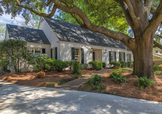 2nd image of 3045 Boxwood Dr, Montgomery, AL 36111 | MLS# 584384