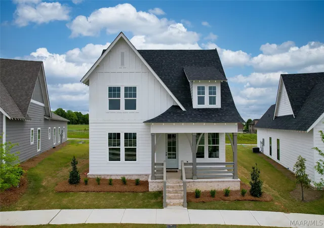 Homes for sale in Pike Road, AL | 29 Blackberry Blvd, Pike Road, AL 36064 | MLS# 585109