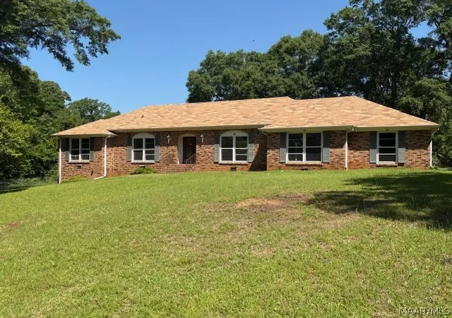 1st image of 3 College Hts, Marion, AL 36756 | MLS# 585163