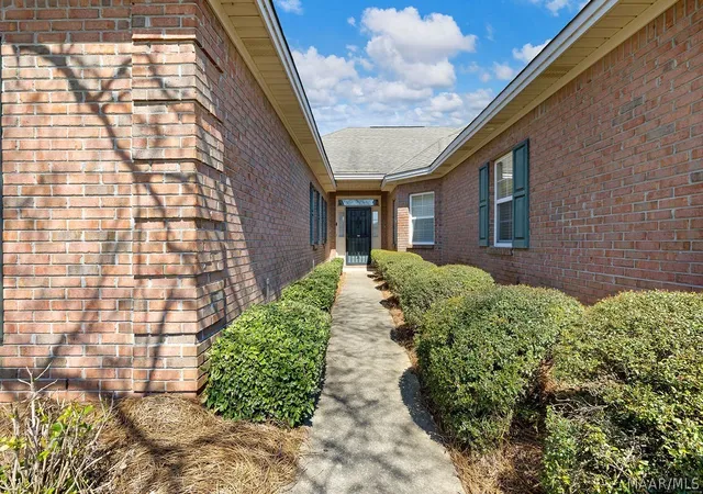 3rd image of 701 Somerset Dr, Montgomery, AL 36117 | MLS# 585274