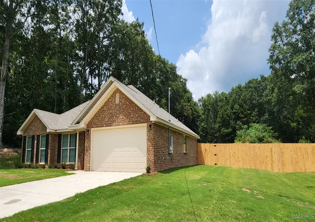 2nd image of 165 Hornsby St, Eclectic, AL 36024 | MLS# 585304