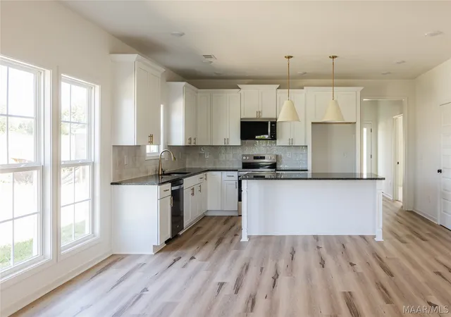 Photo 2 of Single family home for sale at 293 Everley Ave, Pike Road, AL 36064 | MLS# 585229 | Listing updated on 2026-10-09