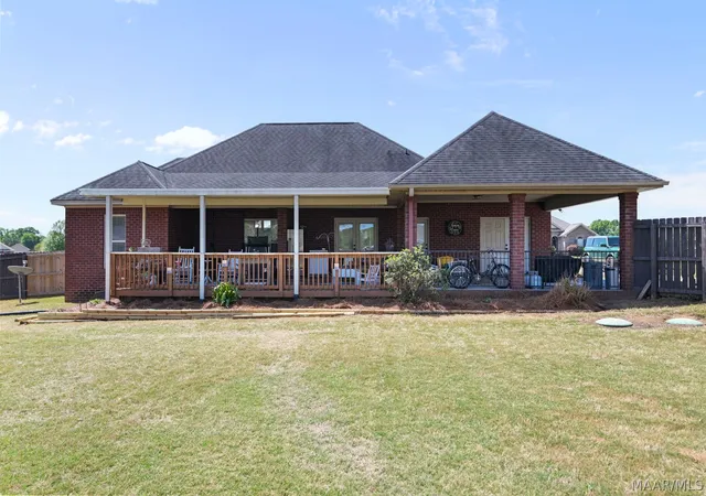 Homes for sale in Wetumpka, AL | 90 Anna Grace Ln, Wetumpka, AL 36092 | MLS# 585406
