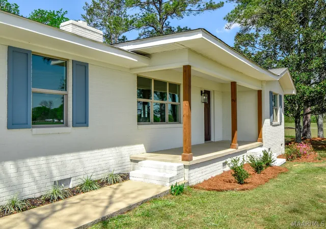 4th image of 247 Cherokee Trl, Tallassee, AL 36078 | MLS# 585432
