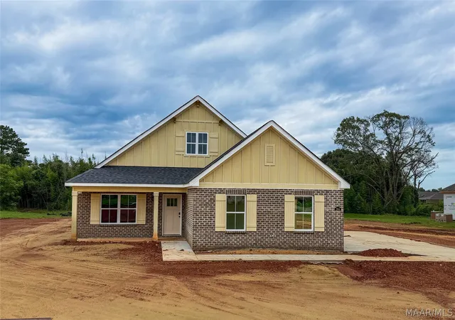 Homes for sale in Wetumpka, AL | 264 Hillston Dr, Wetumpka, AL 36093 | MLS# 585469