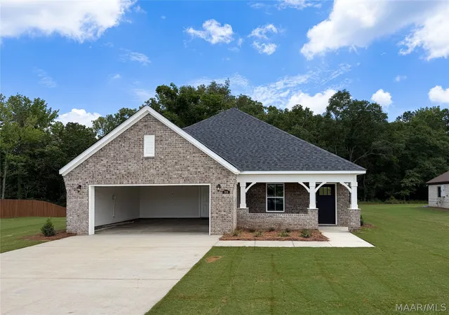 Homes for sale in Wetumpka, AL | 269 Pedric Dr, Wetumpka, AL 36093 | MLS# 585471