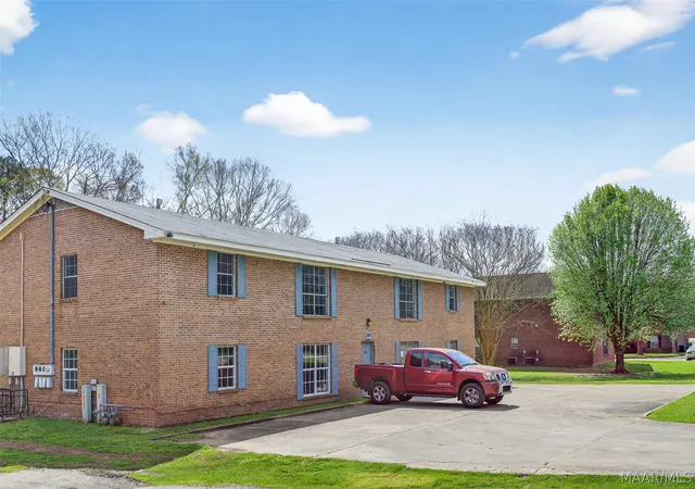 Homes for sale in Montgomery, AL | 740 Coliseum Blvd, Montgomery, AL 36109 | MLS# 585493