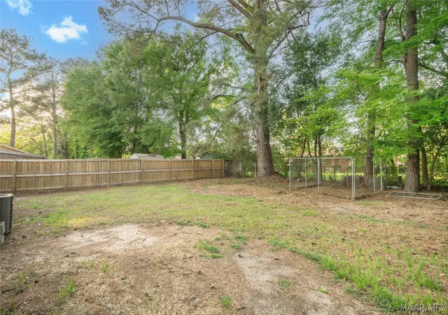 Homes for sale in Montgomery, AL | 6216 South Hampton Dr, Montgomery, AL 36116 | MLS# 585583