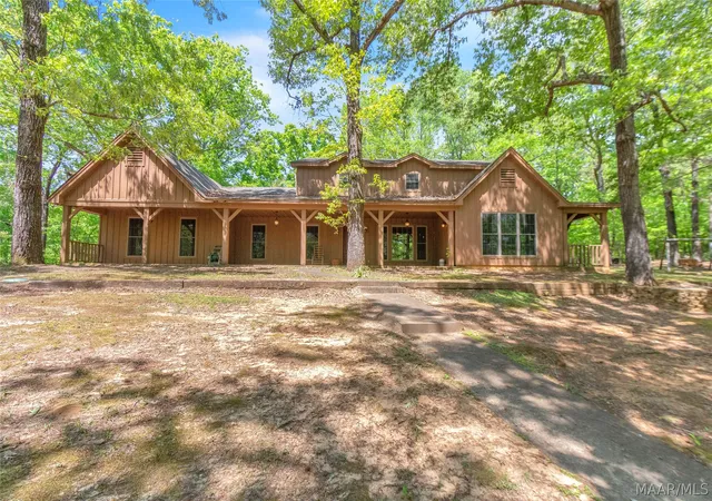 Photo 1 of Single family home for sale at 371 Harrogate Springs Rd, Wetumpka, AL 36093 | MLS# 585564 | Listing updated on 2026-08-22