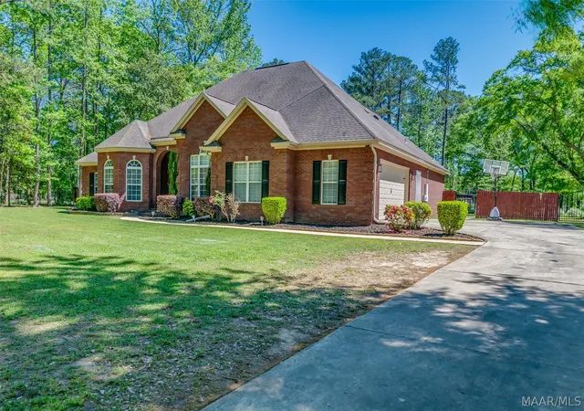 2nd image of 4250 Millwood Ln, Millbrook, AL 36054 | MLS# 585553