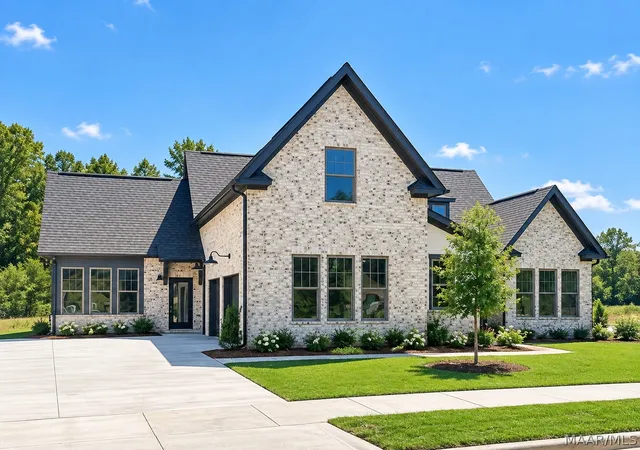 Photo 2 of Single family home for sale at 556 Argyle Cir, Pike Road, AL 36064 | MLS# 585629 | Listing updated on 2026-10-02