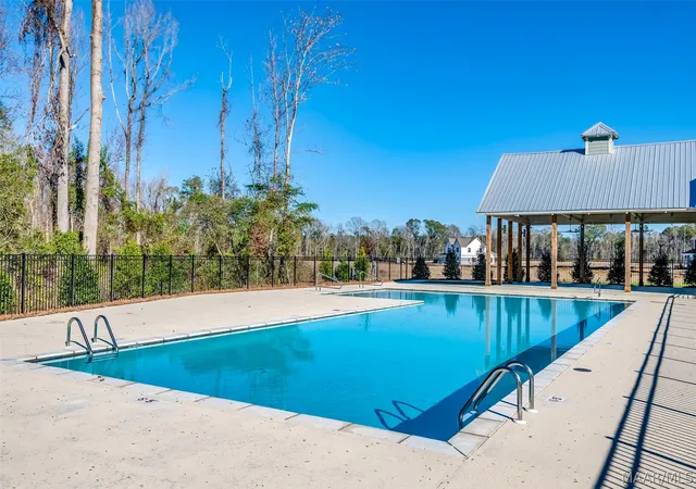 3rd image of 586 Argyle Cir, Pike Road, AL 36064 | MLS# 585630