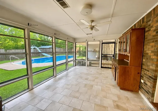 Photo 3 of Single family home for sale at 212 James St, Wetumpka, AL 36092 | MLS# 584234 | Listing updated on 2026-08-28