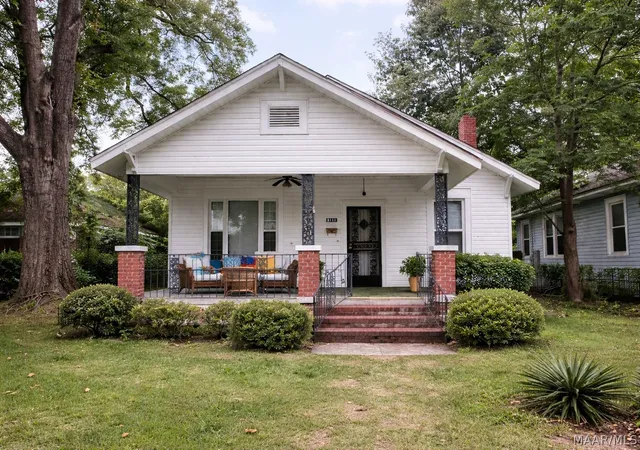 Homes for sale in Montgomery, AL | 2111 Capitol Ave, Montgomery, AL 36107 | MLS# 585625