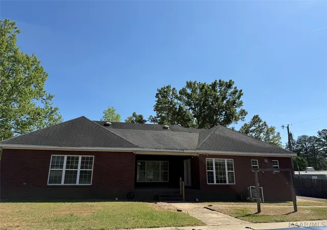 17th image of 708 Lola Rd, Prattville, AL 36067 | MLS# 585636