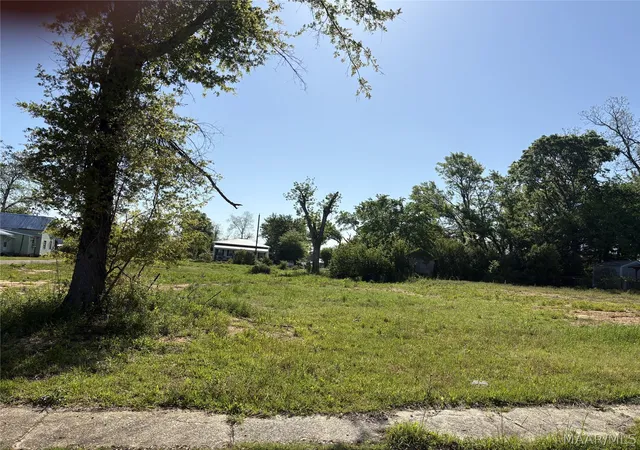 1st image of 1714 Minter Ave, Selma, AL 36703 | MLS# 585158