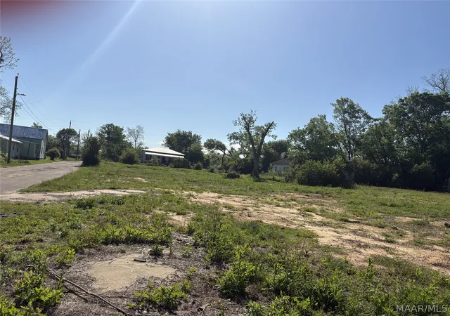4th image of 1714 Minter Ave, Selma, AL 36703 | MLS# 585158