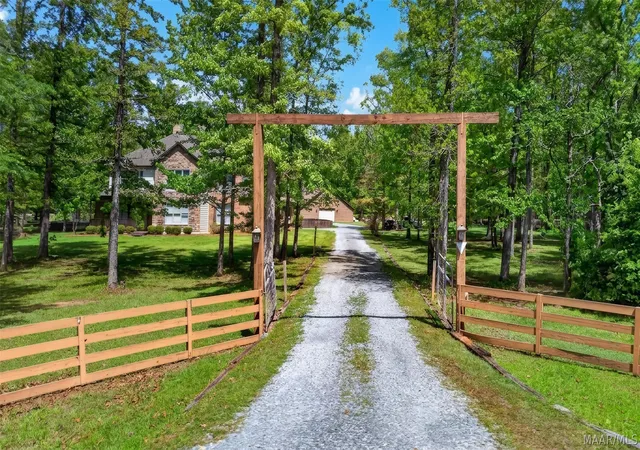 2nd image of 291 Moore Dr, Cecil, AL 36013 | MLS# 585688