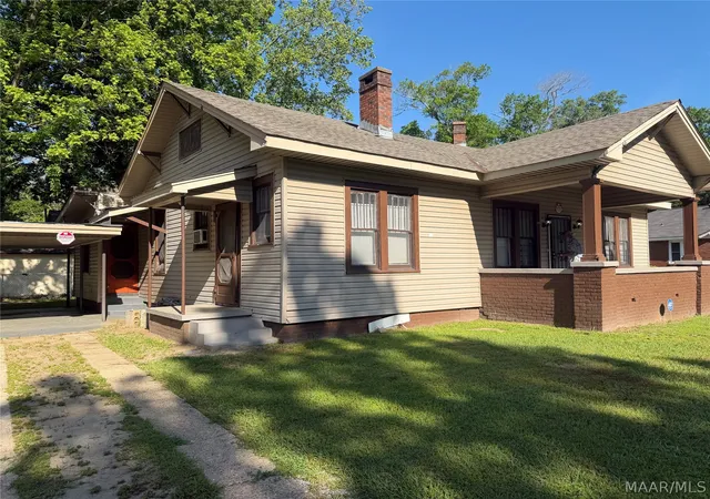 3rd image of 1919 Lauderdale St, Selma, AL 36701 | MLS# 585715