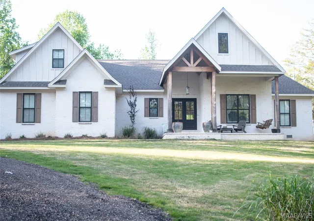 1st image of 1709 Pierce Chapel Rd, Wetumpka, AL 36092 | MLS# 585671