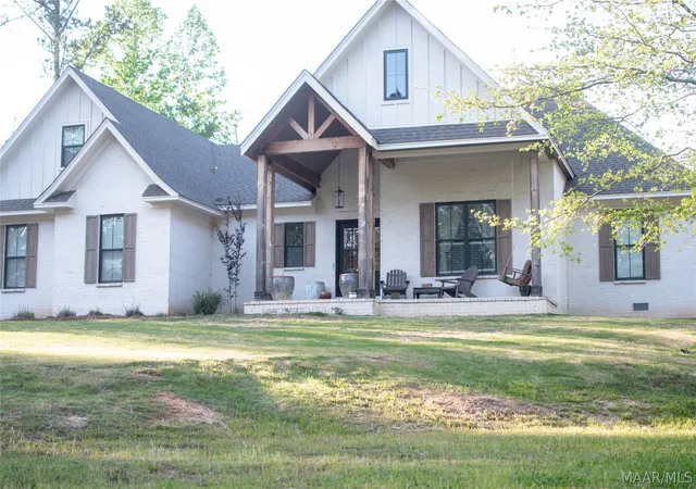 4th image of 1709 Pierce Chapel Rd, Wetumpka, AL 36092 | MLS# 585671