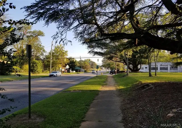 Photo 3 of Land for sale at 2316 Noble St, Anniston, AL 36201 | MLS# 585818 | Listing updated on 2026-08-28