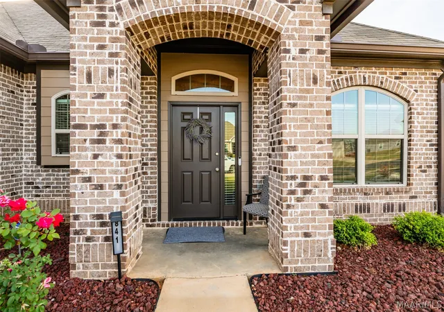 1st image of 841 Hedgefield Wy, Prattville, AL 36066 | MLS# 585781