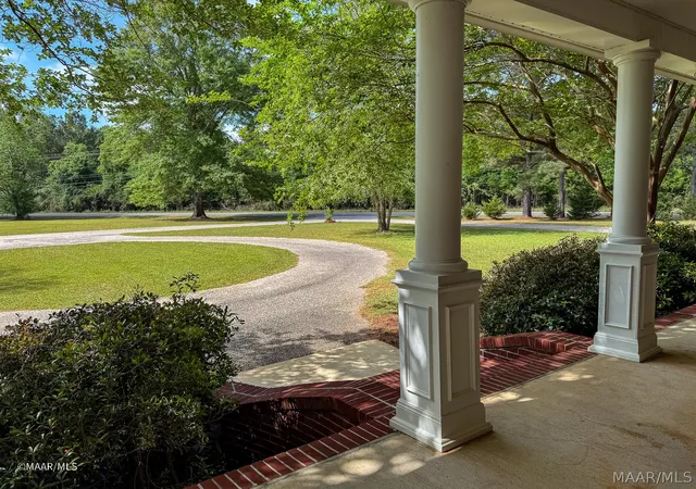 Photo 4 of Single family home for sale at 105 Baileyshire Ln, Jackson, AL 36545 | MLS# 585156 | Listing updated on 2026-09-21