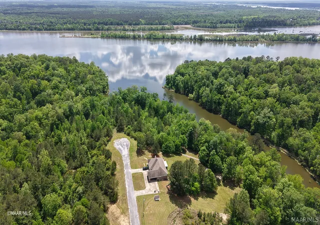 Photo 1 of Single family home for sale at 406 Chimney Rock Dr, Alberta, AL 36720 | MLS# 585851 | Listing updated on 2026-09-29