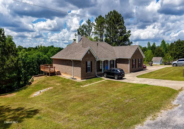 Photo 3 of Single family home for sale at 406 Chimney Rock Dr, Alberta, AL 36720 | MLS# 585851 | Listing updated on 2026-09-29