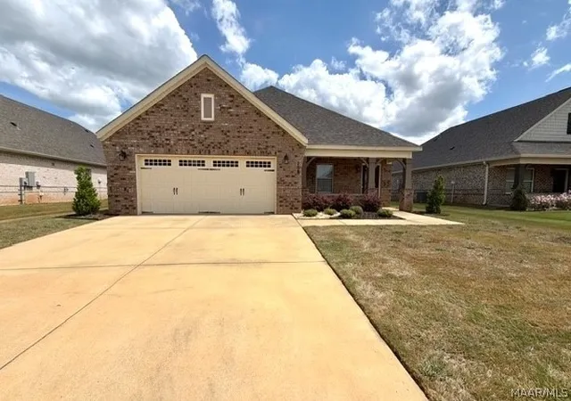Homes for sale in Prattville, AL | 758 Harbin Dr, Prattville, AL 36066 | MLS# 585918
