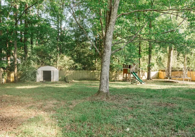 Homes for sale in Auburn, AL | 828 University Dr E, Auburn, AL 36830 | MLS# 585874