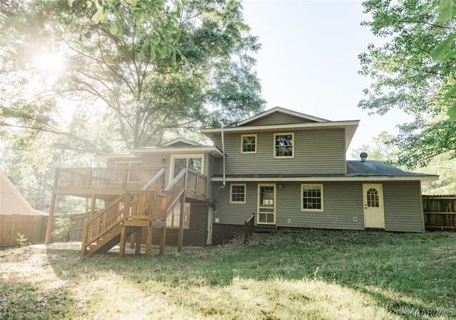 Homes for sale in Auburn, AL | 828 University Dr E, Auburn, AL 36830 | MLS# 585874