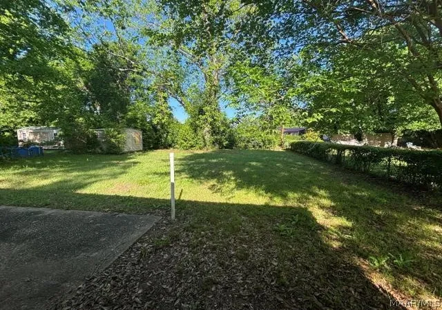 5th image of 416 Pecan Tree Dr, Montgomery, AL 36109 | MLS# 585951