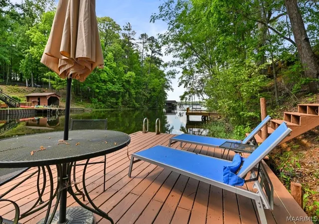 2nd image of 195 John Smith Dr, Deatsville, AL 36022 | MLS# 585914