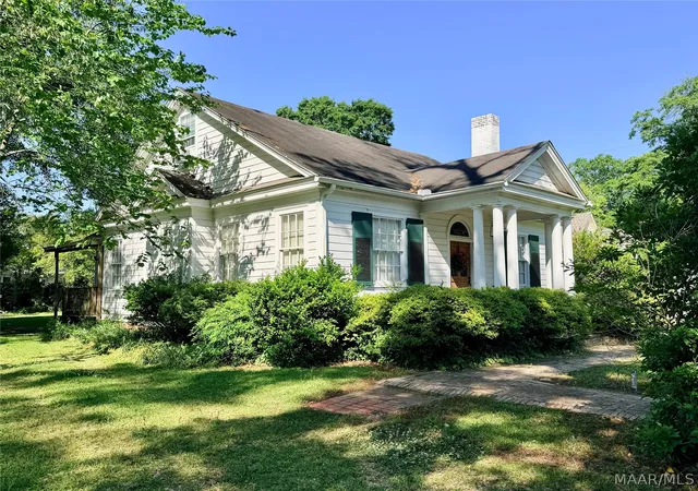 Photo 3 of Sale Pending at 509 Fort Dale St, Greenville, AL 36037 | MLS# 586139 | Listing updated on 2026-08-28