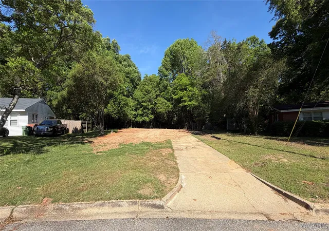 Photo 1 of Land for sale at 3609 Loxley Ln, Montgomery, AL 36109 | MLS# 586241 | Listing updated on 2026-09-01